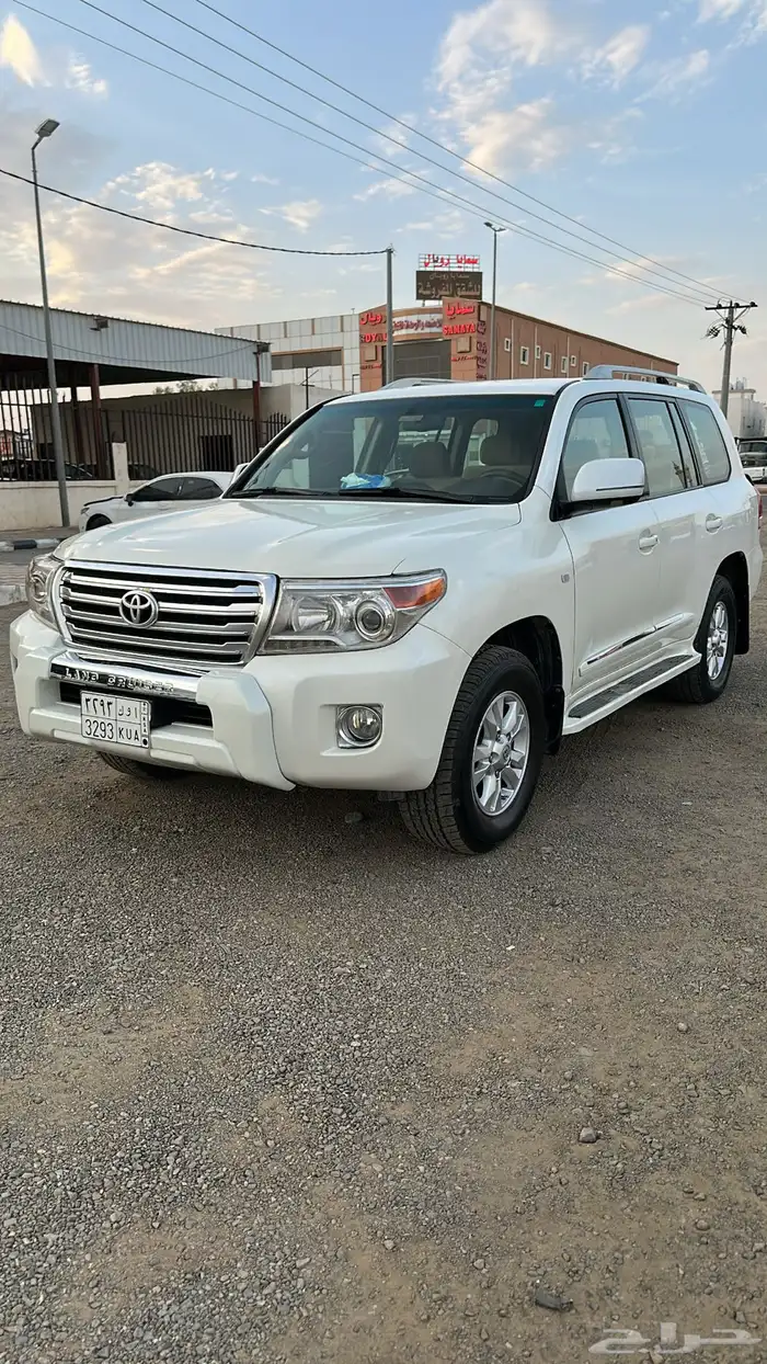 جيب لاندكروزر جكسار 2010 v8 0