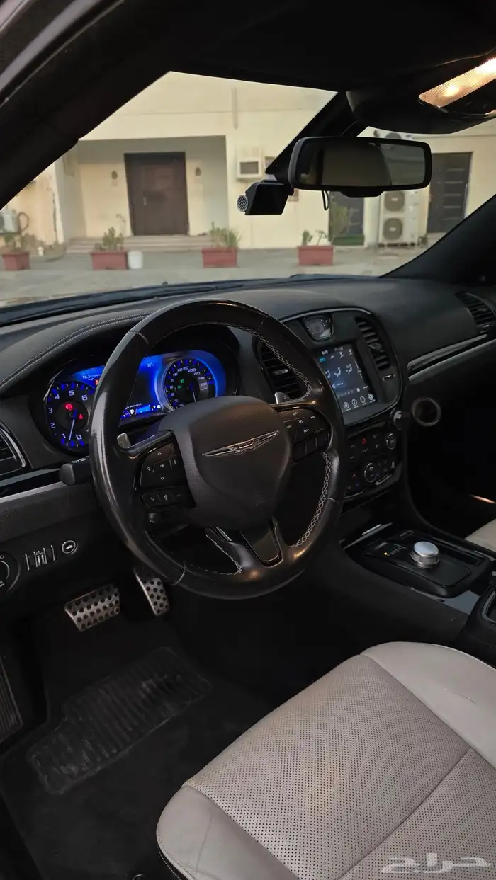 كرايزلر ممشى 64 نظيف 2020 S300 11