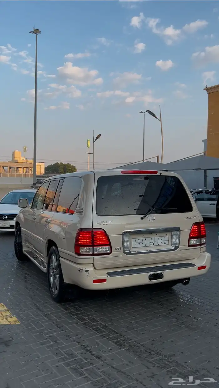لكزس lx470 للبيع نظييف 1