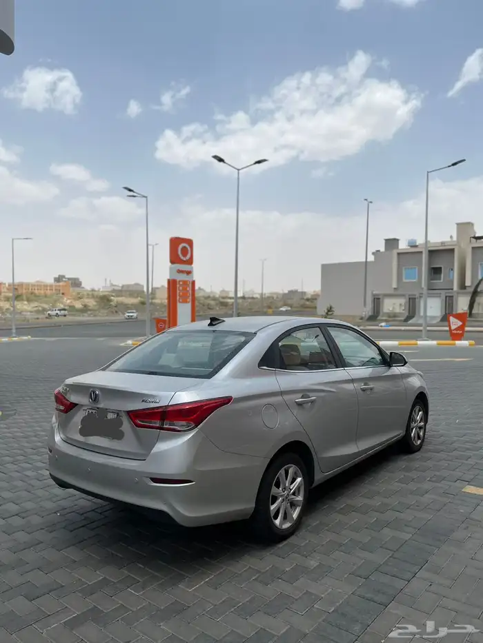للبيع شانجان نضيف 3