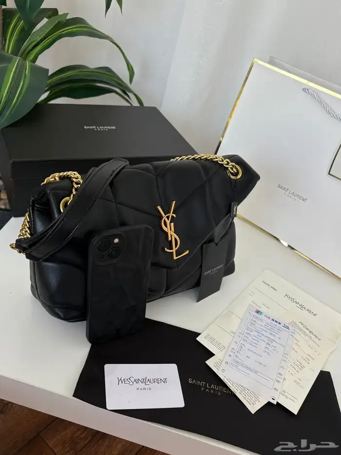 شنط ماركات مختلفه متوفره اسعارها حلوه 18