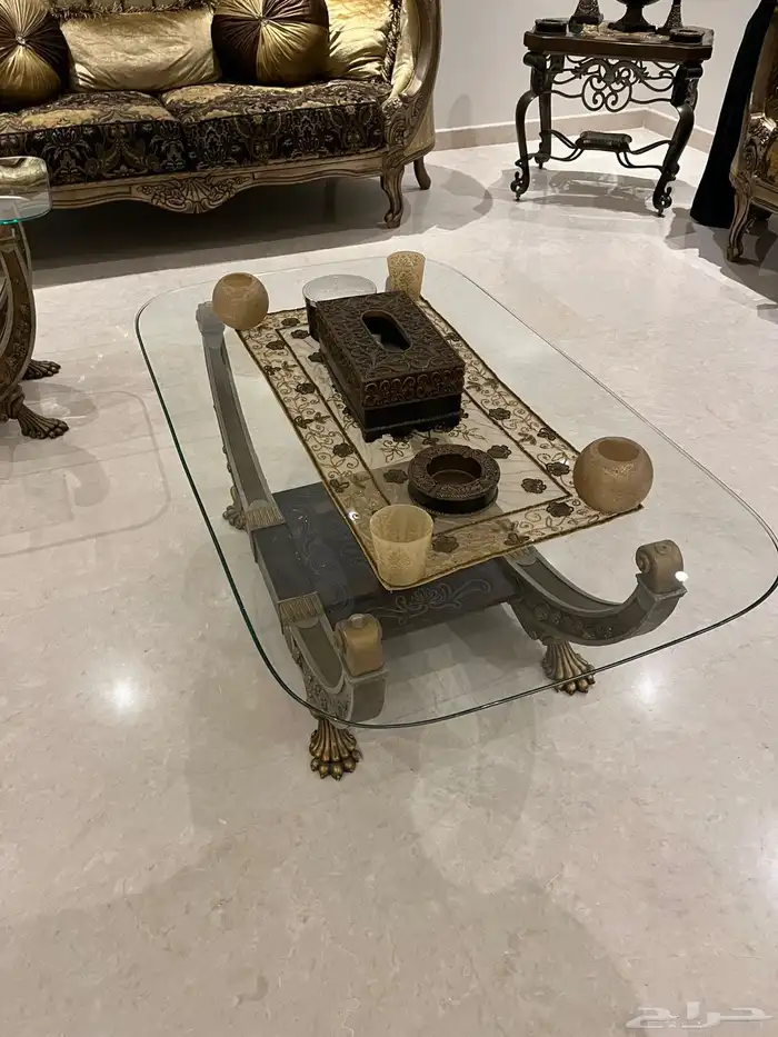 طاولات زجاج 0