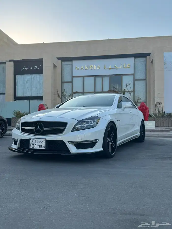 مرسيدس CLS63 مخزن 12