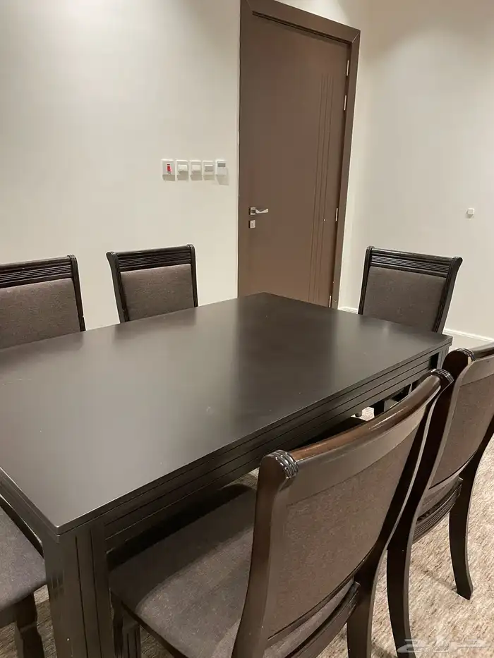 طاولة طعام وطاولة مكتب 7