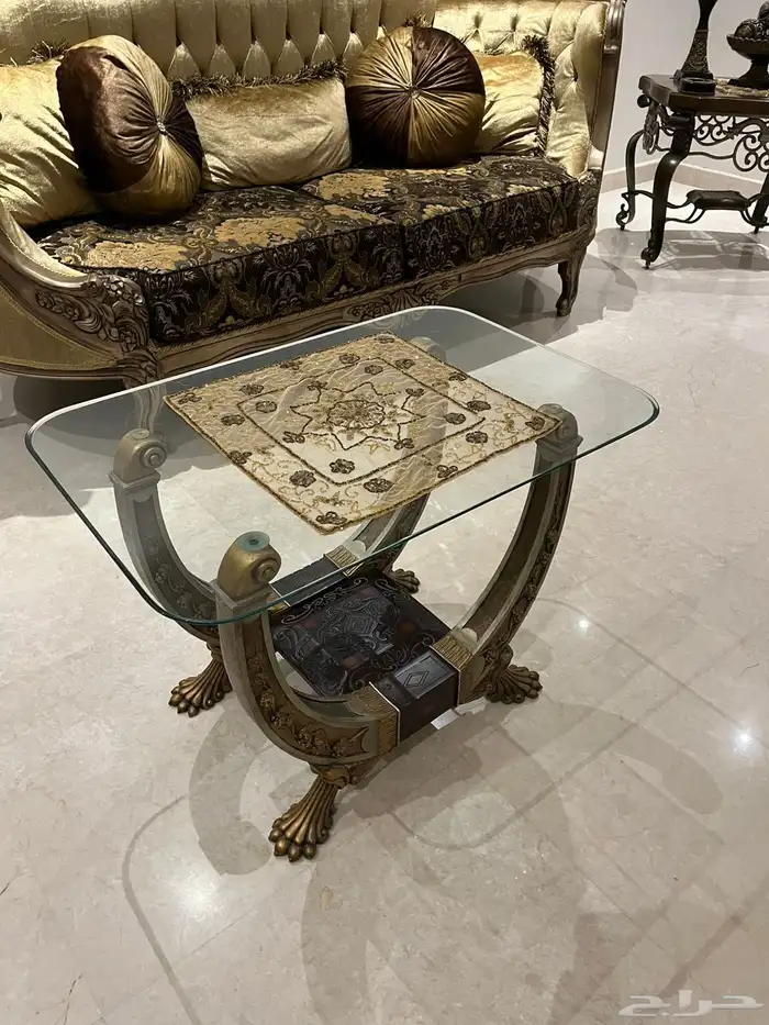 طاولات زجاج 1