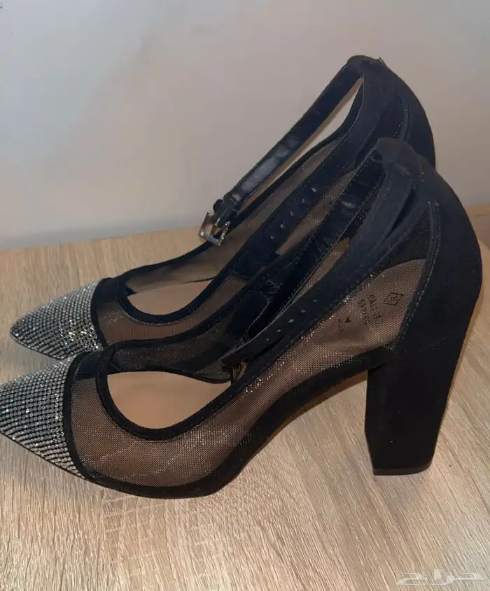 للبيع كعب نسائي من ماركة Call it Spring   استعمال بسيط 2