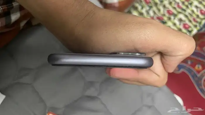 ايفون 11 8
