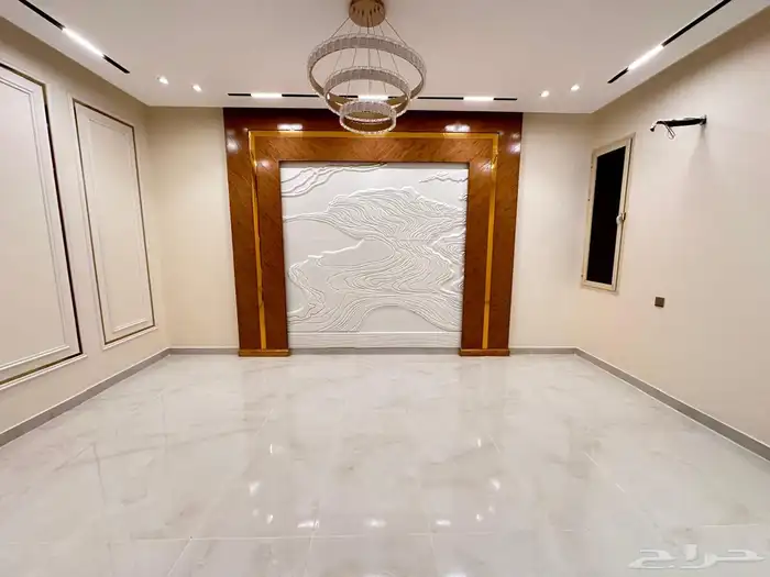شقه ارضيه للبيع بحي البوادي 5 غرف ومطبخ راكب 9