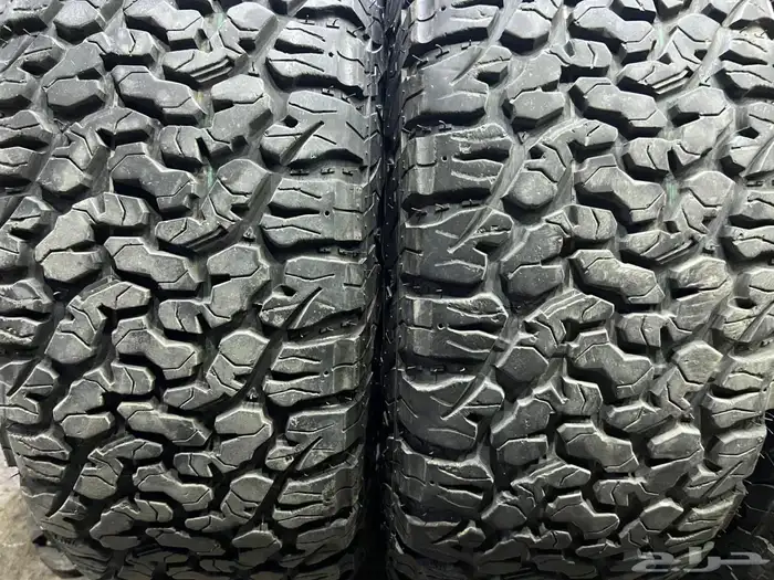 كفرات ودواي نص حجري مقاس 285 70 17 2