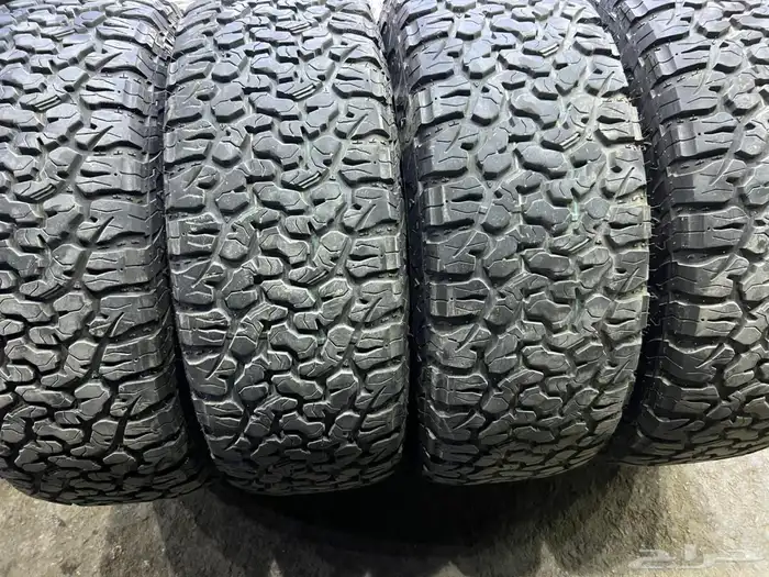 كفرات ودواي نص حجري مقاس 285 70 17 1