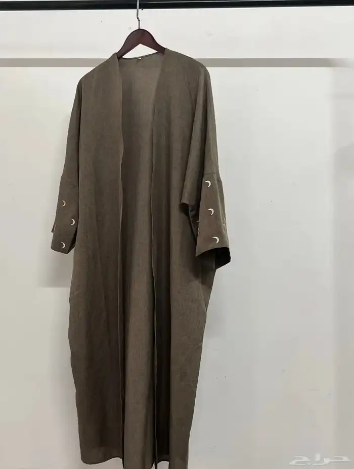 عباية أنيقة وفاخرة للبيع جديدة بالكامل 1