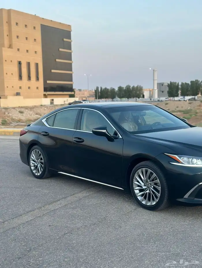 لكزس es350 CC 2023 1