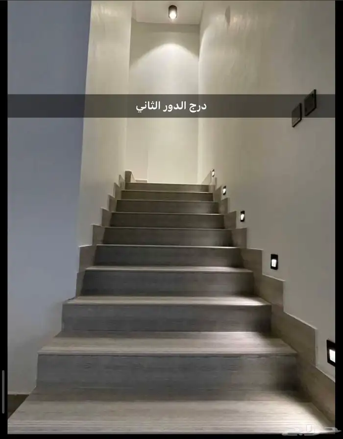 فيلا ايجار حي الزمرد مساحه 312 10