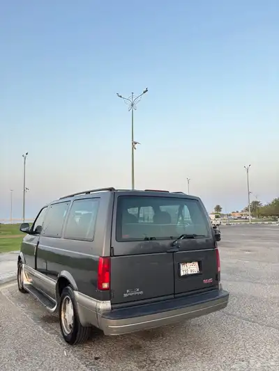 جمس فان سفاري 2004 - 2004 GMC Safari Van . index