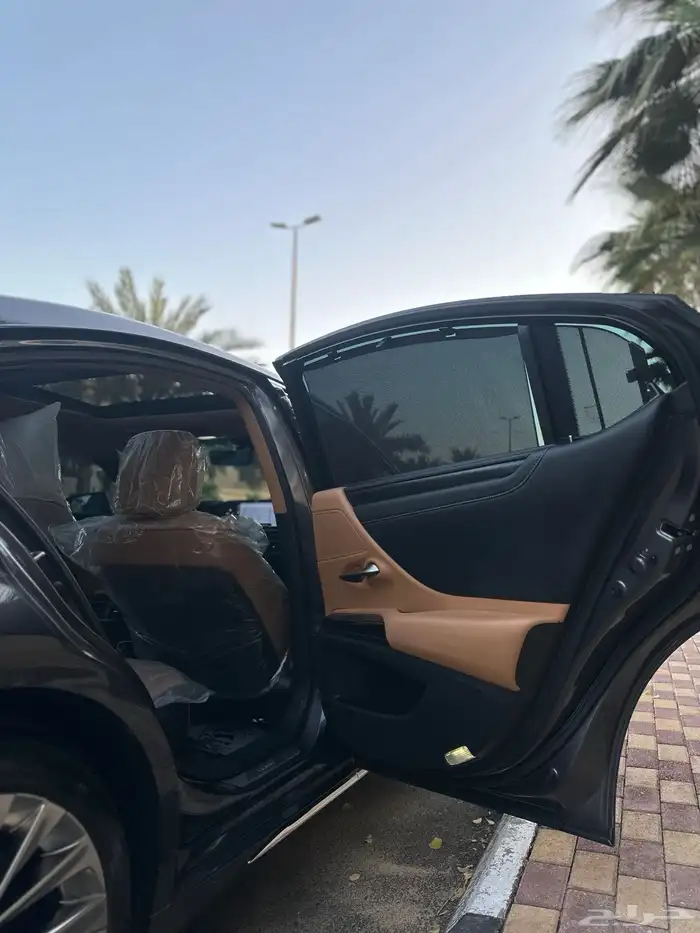 لكزس ES350 2022 بحاله الوكاله 19