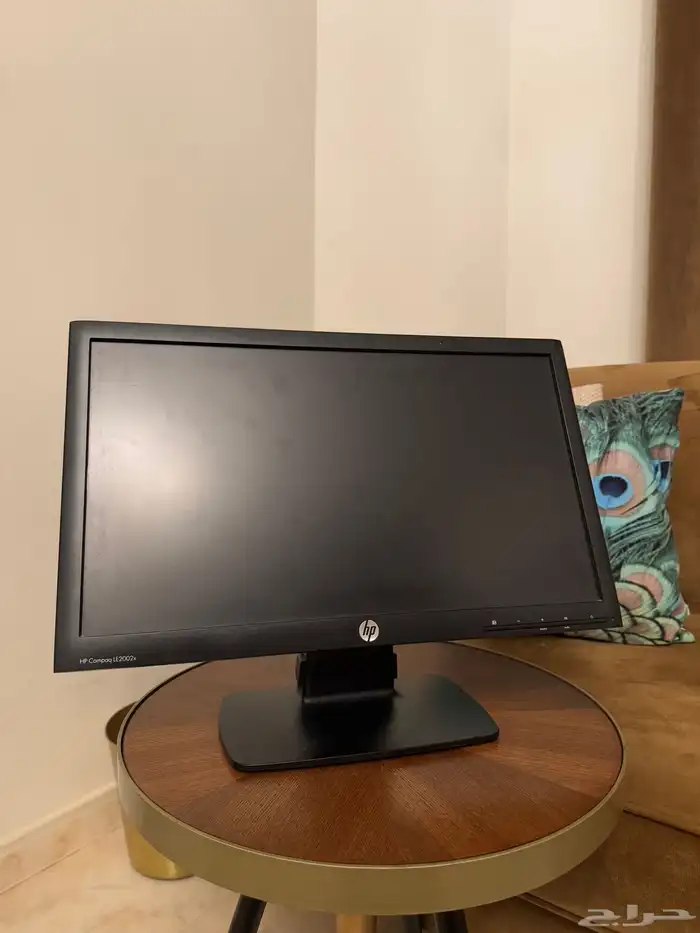 شاشه hp 17 إنش 5