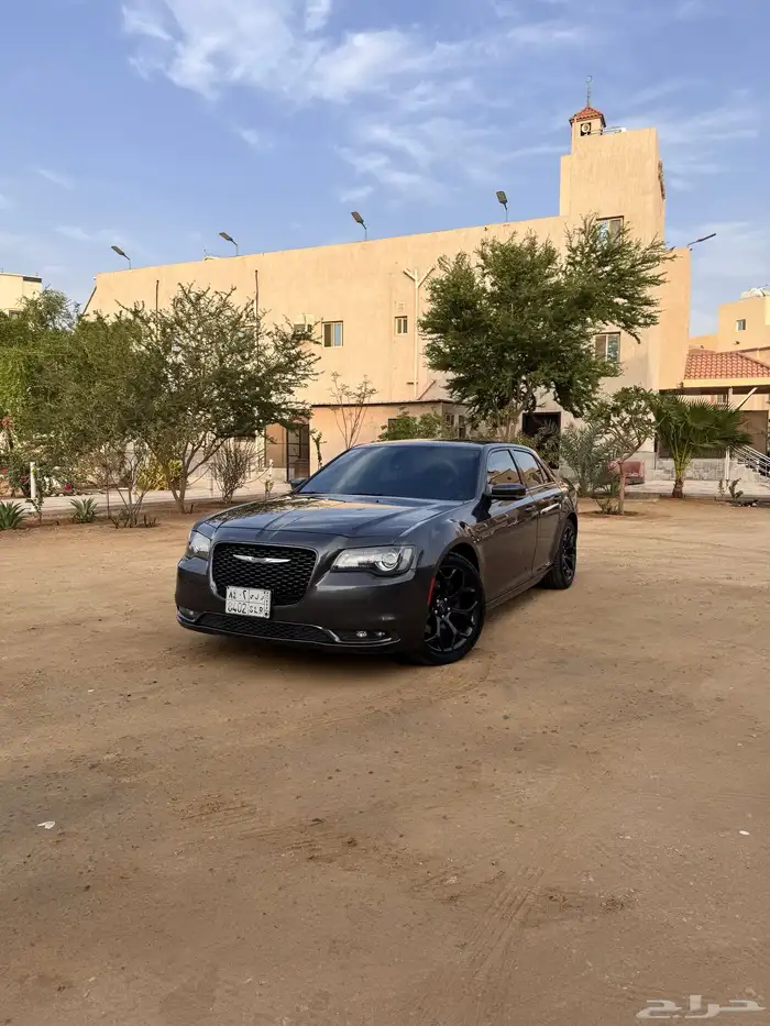 كرايزلر ممشى 64 نظيف 2020 S300 0