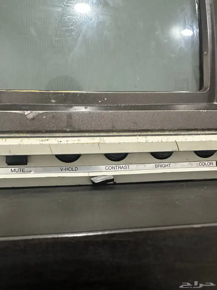 تلفزيون قديم سامسونج تراثي 3