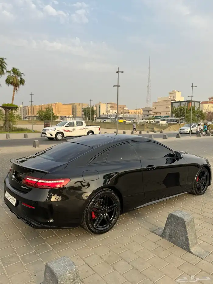 مارسيدس E200 كوبيه وارد جفالي 2017 5
