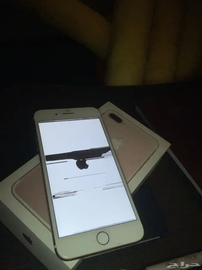 للبيع iPhone 7 Plus 0