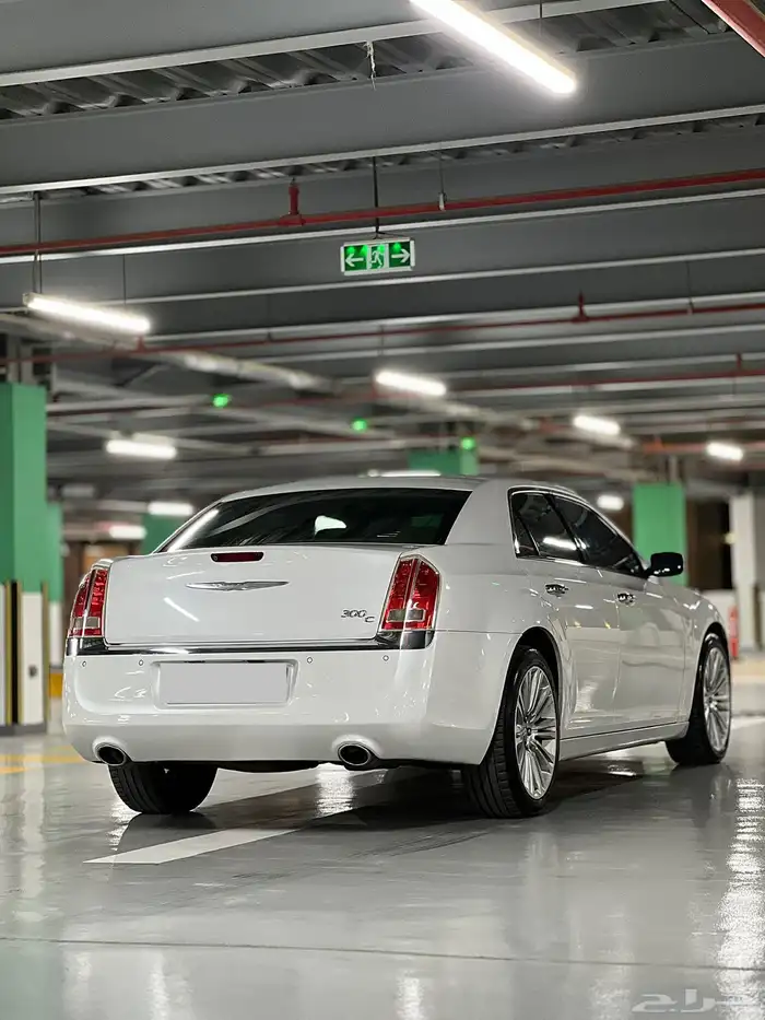 ((تم البيع)) كرايسلر C300 v8 فل اوبشن 2014 5