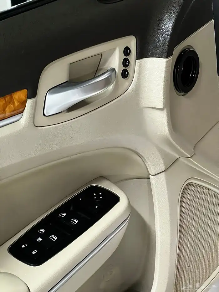 ((تم البيع)) كرايسلر C300 v8 فل اوبشن 2014 18