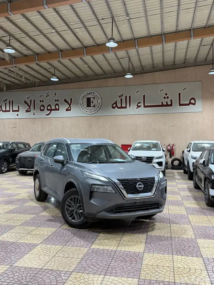 اكس تريل 2025 دبل 7 مقاعد 0