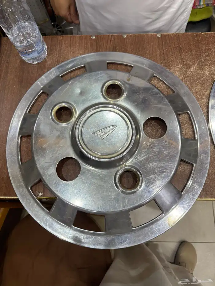 طيس دايهاتسو بلد قديم موديل 81 82 1