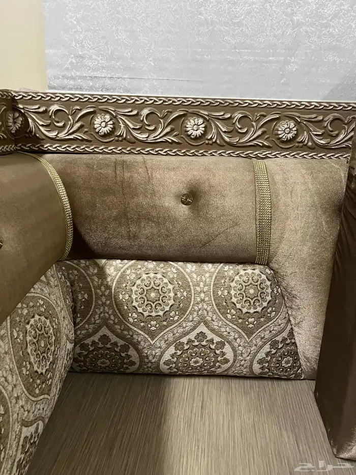 مساند للبيع 0