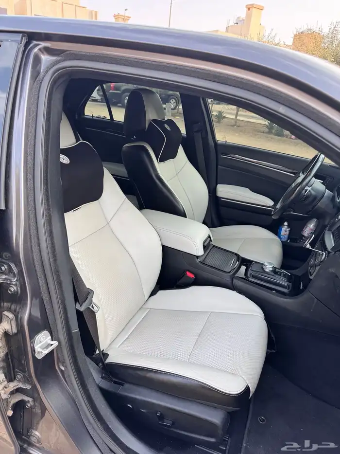 كرايزلر ممشى 64 نظيف 2020 S300 5