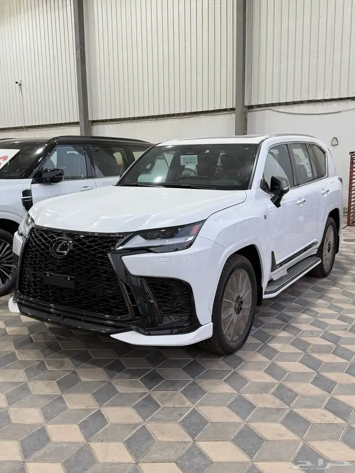 لكزس LX600 إف سبورت مديل 2025 فل كامل بطاقة جمرك 0