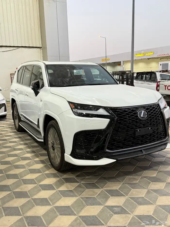 لكزس LX600 إف سبورت مديل 2025 فل كامل بطاقة جمرك 1