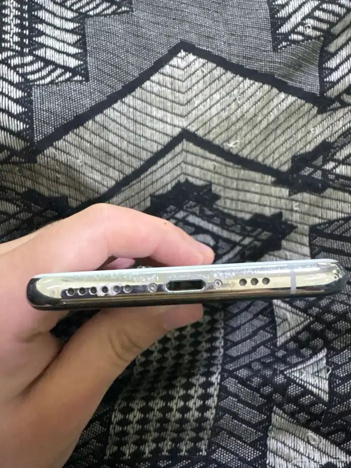 ايفون 2