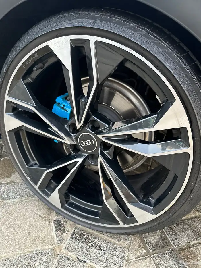 للتنازل اودي A5 كوبيه 9