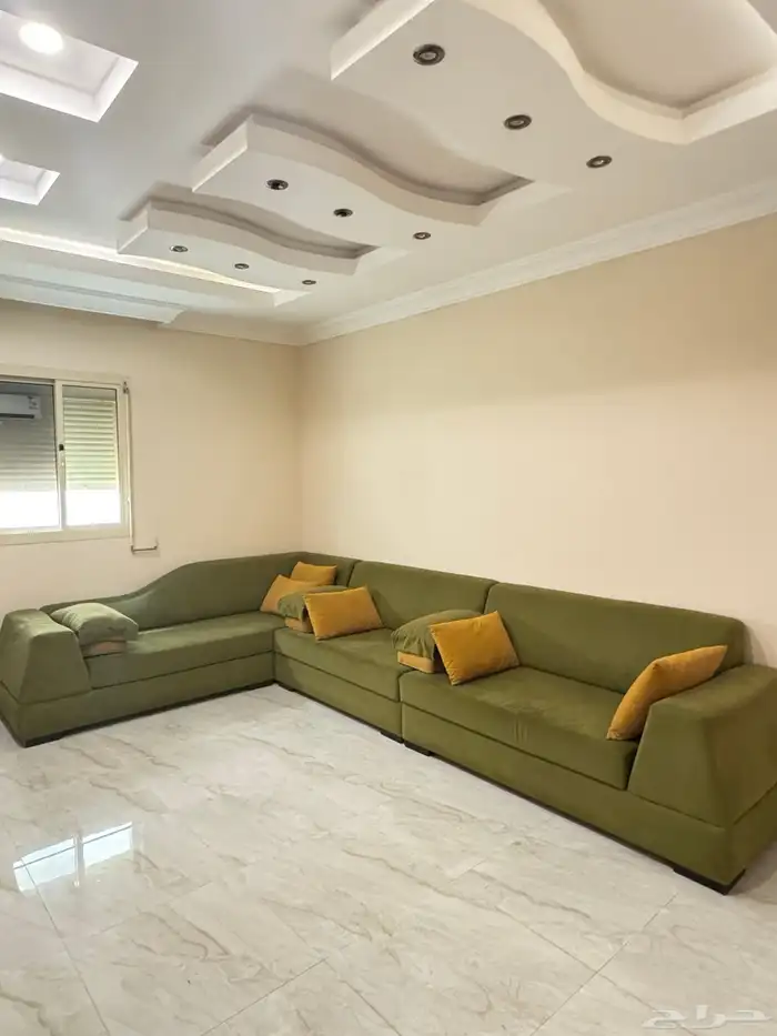 كنب استخدام قليل وشخص واحد للبيع 0