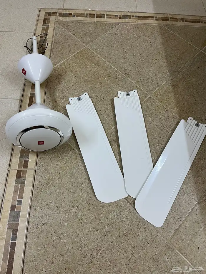 اجهزة كهربائية وأغراض منزلية وجزم 11