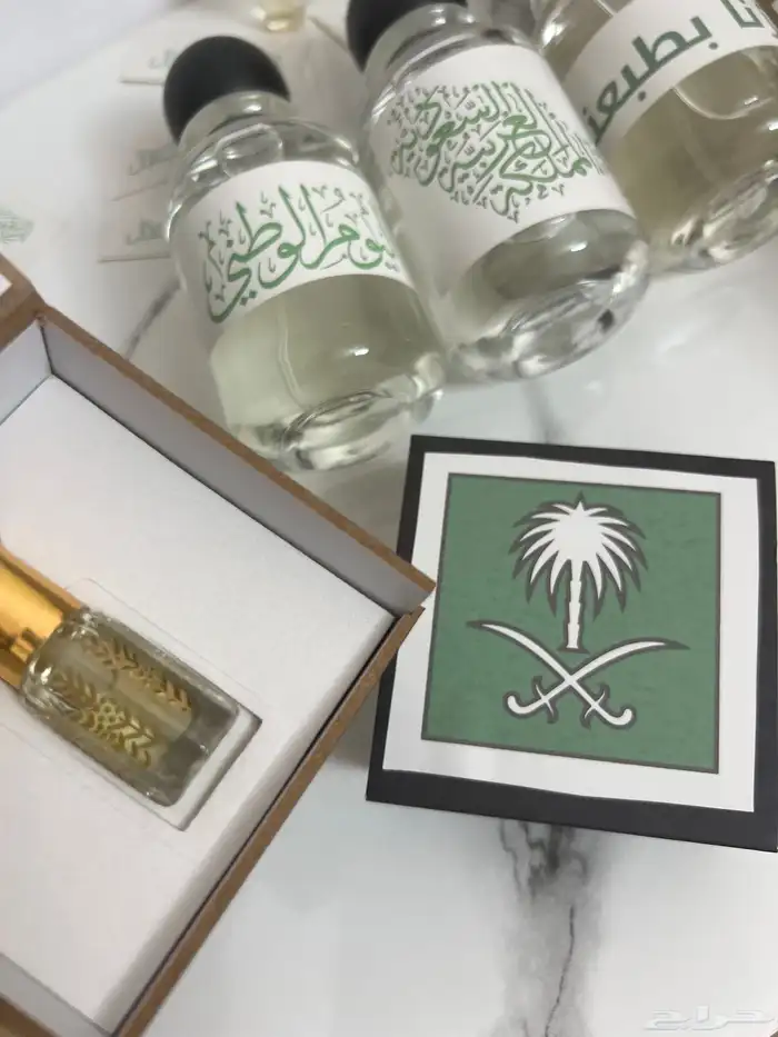 عرض على عطور 100 مل حسب الطلب الروايح والاستيكر 15