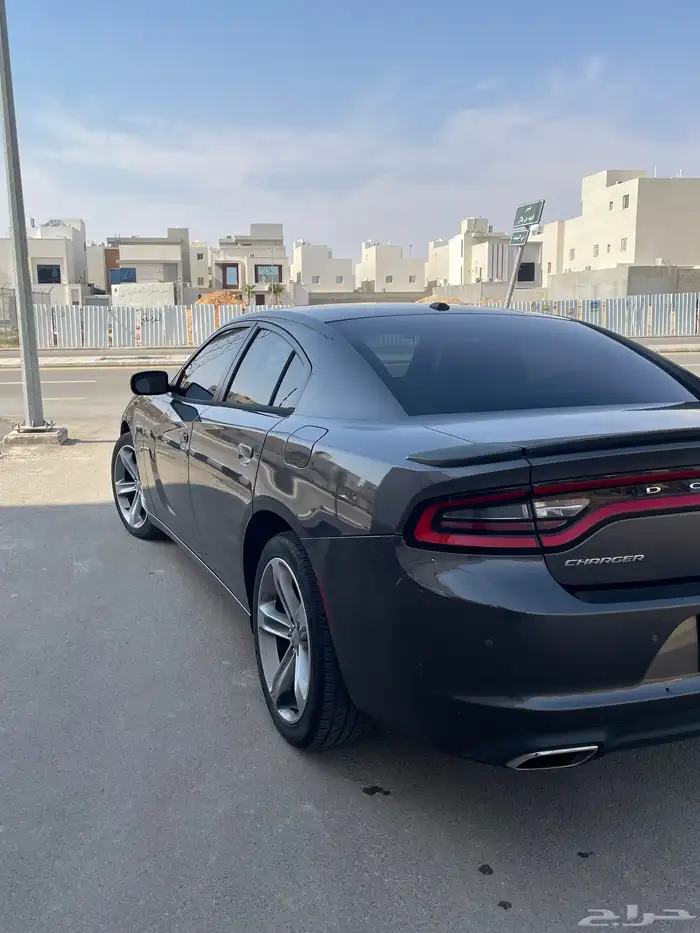 تشارجر V8 2016 Rt 4