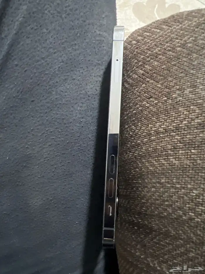 ايفون 3