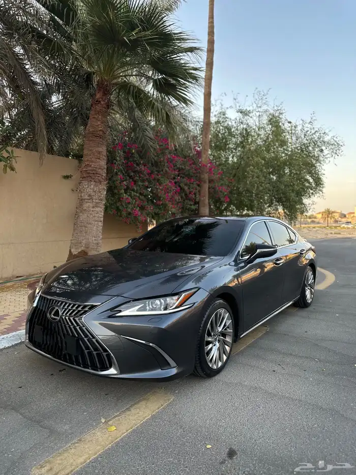 لكزس ES350 2022 بحاله الوكاله 0
