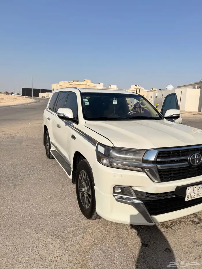 لاندكروزر 1