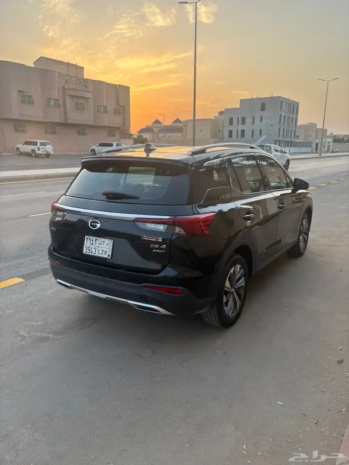 جاك GS4 فل اعلى فئة الرياض عداد 9500كم 0