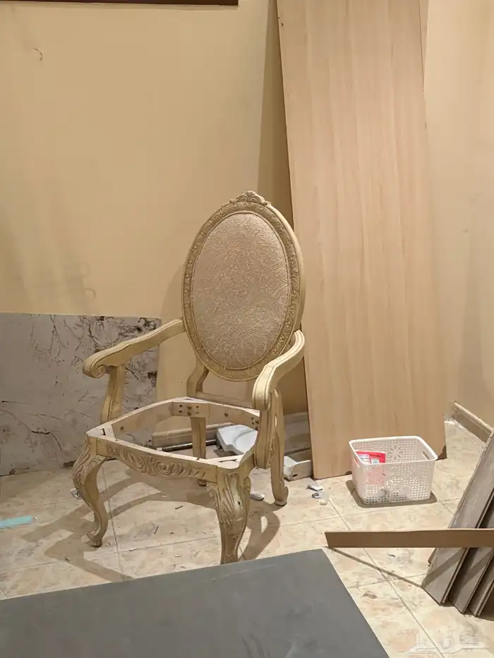 ابواب خشب ومكاتب وباركيه مجانا 3