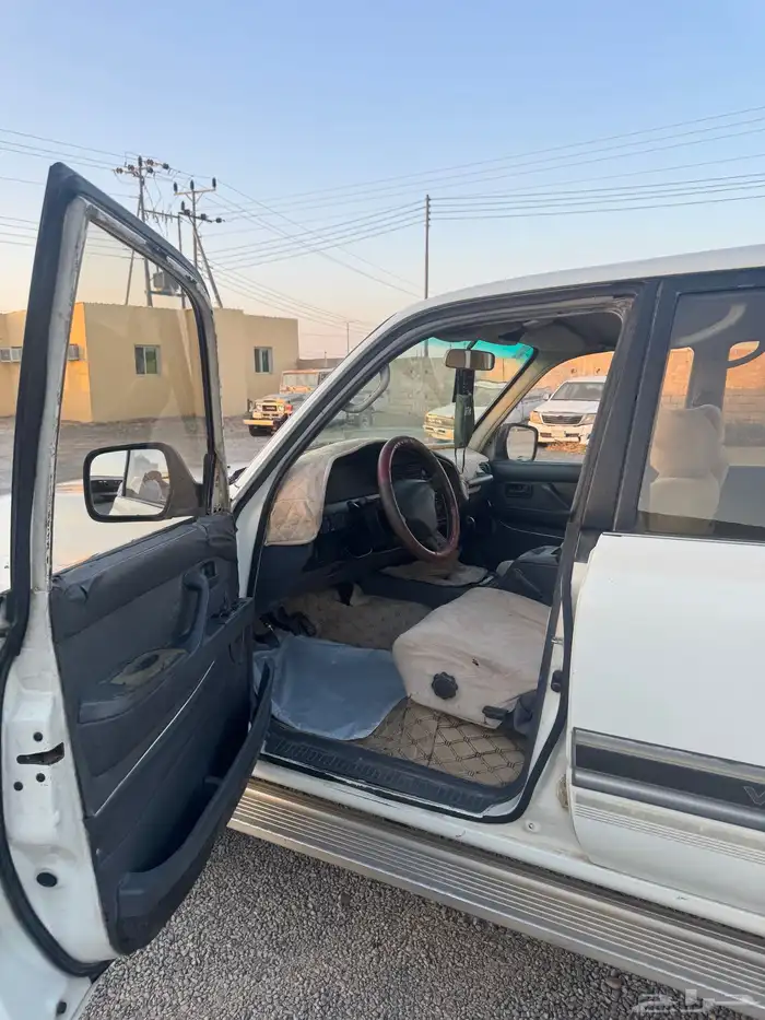 للبيع صالون موديل 93 6