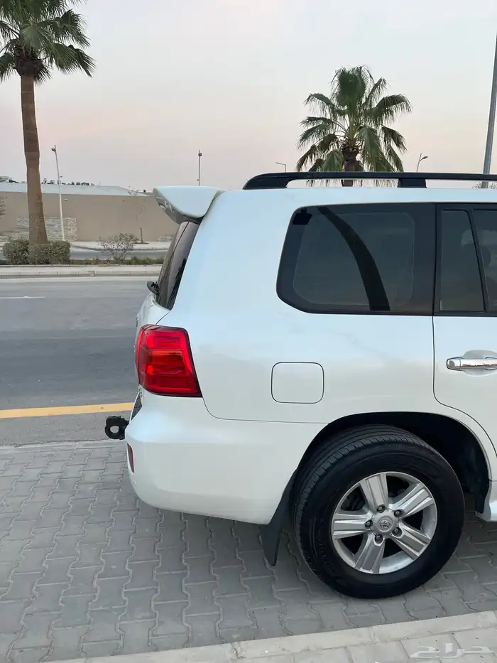 لاند كروزر GXR 4