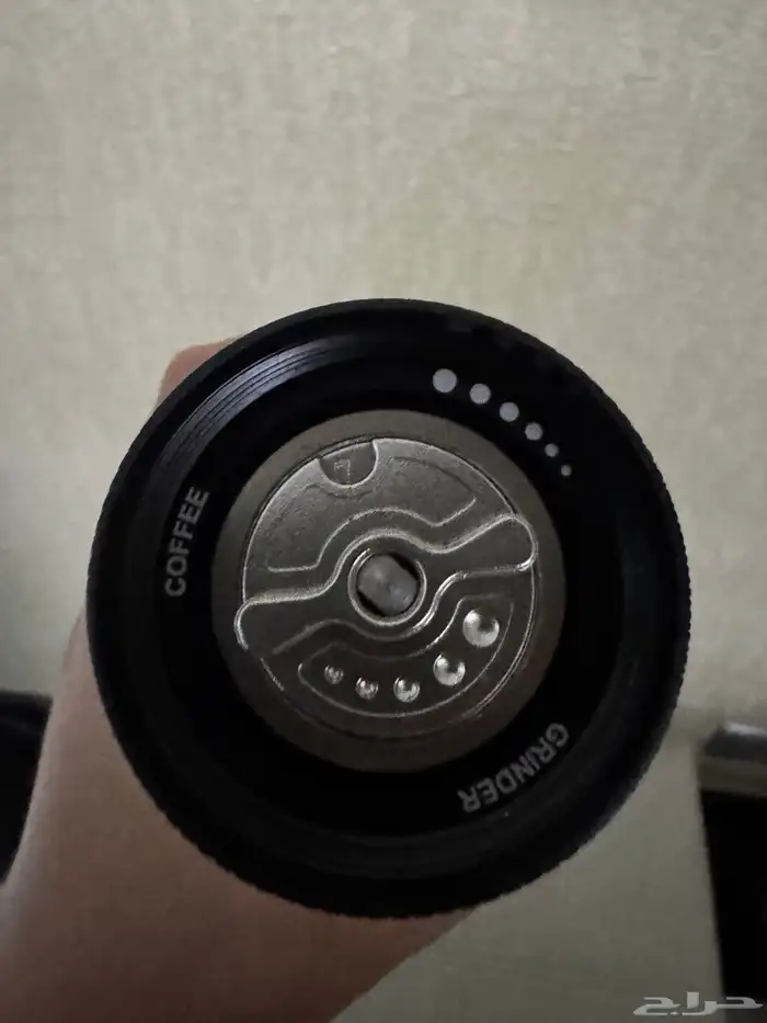 مطحنة قهوة v60 يدوية 2