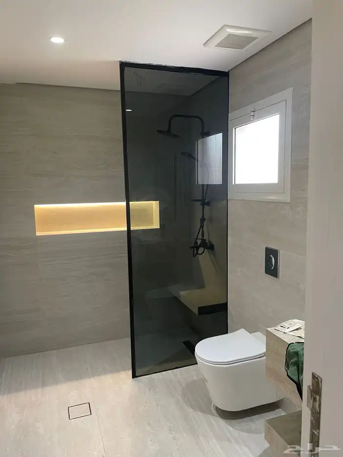 زجاج سيكوريت ومرايا 9