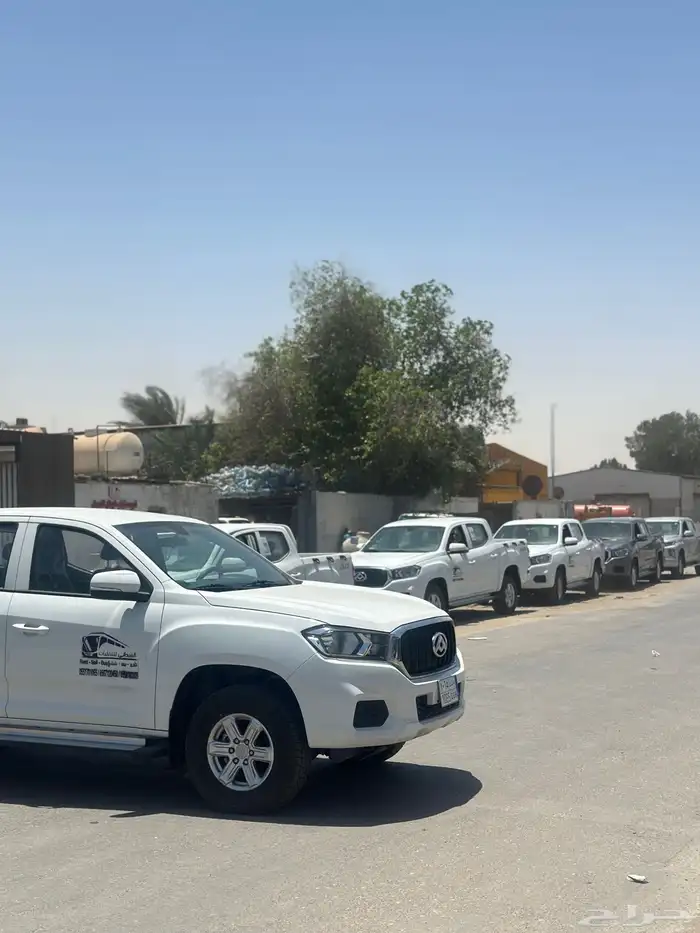 باصات وروس تريلات وبيك اب بيع وتأجير 20