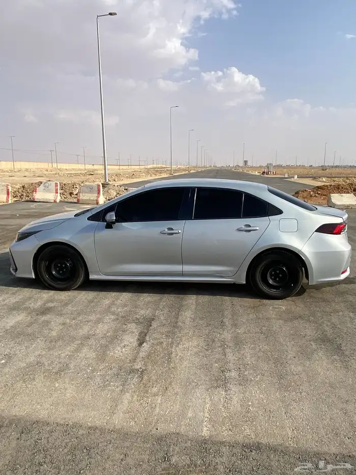كورولا 2020 للبيع بسعر وسومه 42 ألف للصامل 13