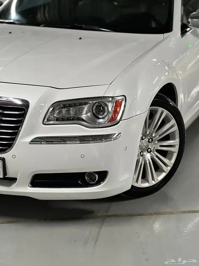 ((تم البيع)) كرايسلر C300 v8 فل اوبشن 2014 40